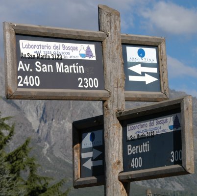 Signs for Avenue San Martin in El Bolson.